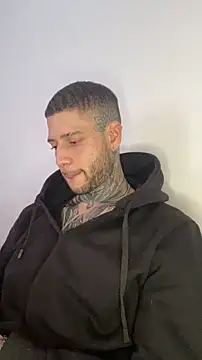 Snapshot of _jamesleandros1 chatting on March 21, 2026, 8:57 pm jamesleandros1 online show from March 21, 2026, 8:57 pm