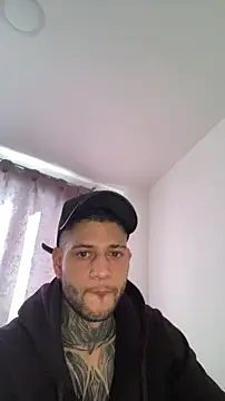 Snapshot of _jamesleandros1 chatting on March 22, 2026, 1:34 pm jamesleandros1 online show from March 22, 2026, 1:34 pm