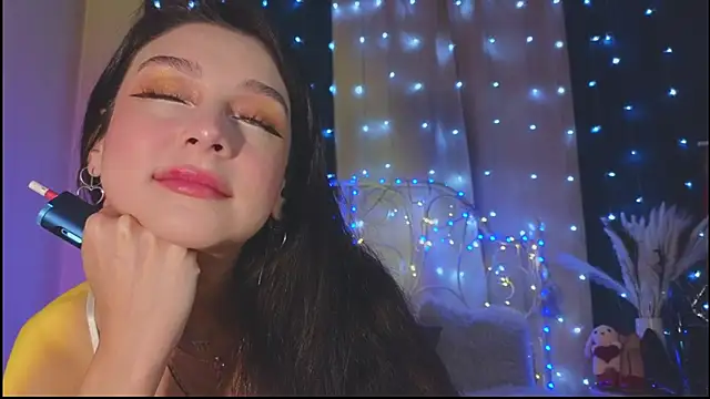 Funny Bunny online show from March 18, 2025, 11:42 pm