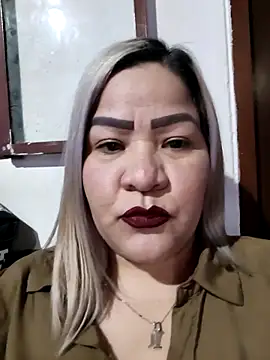 Dalessa Bigtits online show from March 11, 2026, 10:04 pm