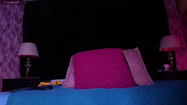 naomi kyse online show from November 9, 2025, 3:10 am