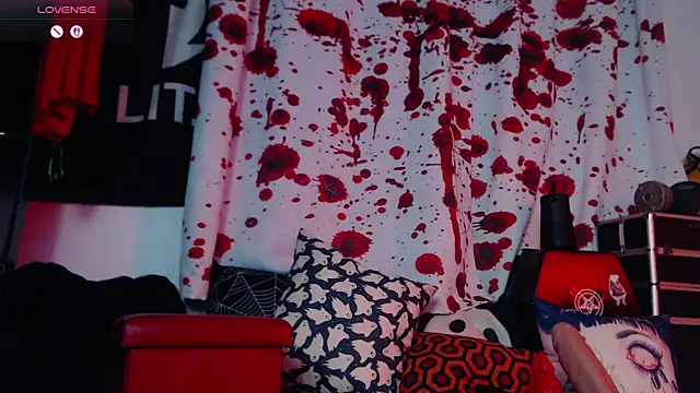 Silentmary online show from November 28, 2025, 1:39 am