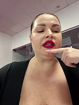 GeorgiaLerox online show from January 9, 2026, 1:18 pm