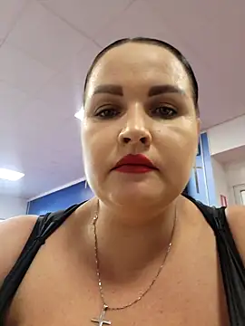 GeorgiaLerox online show from September 12, 2025, 11:32 am