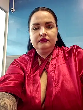 GeorgiaLerox online show from May 4, 2026, 1:14 pm