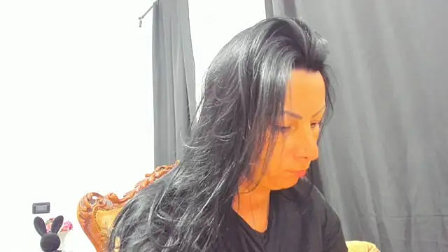 annawow69 online show from June 11, 2026, 7:22 pm