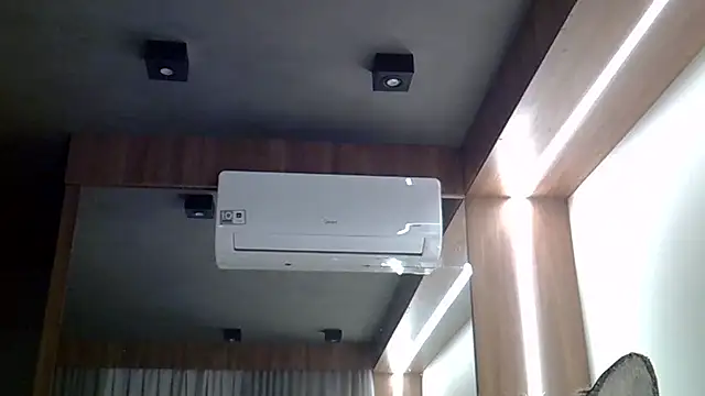 Skinny-Kitten online show from February 23, 2026, 3:34 pm