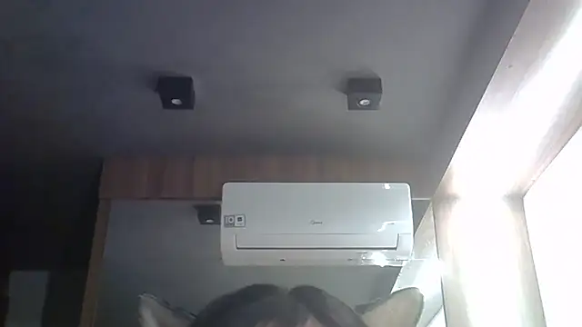 Skinny-Kitten online show from May 4, 2026, 3:10 am