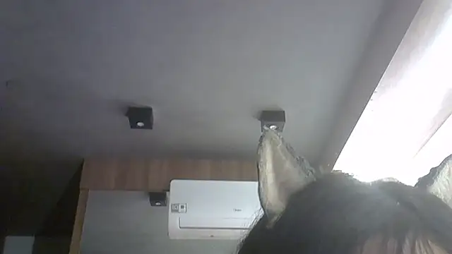 Skinny-Kitten online show from May 5, 2026, 4:59 am