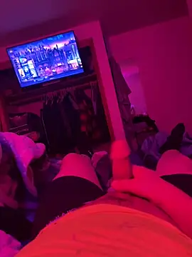 prekumstud online show from January 24, 2025, 1:57 pm