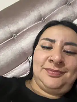 Abril Luv online show from July 10, 2026, 2:00 am