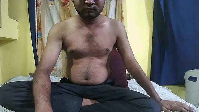 Cute boy2000 online show from February 20, 2025, 7:08 pm