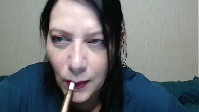Snapshot of Mirabelle_Sweet chatting on April 28, 2026, 12:31 am Mirabelle Sweet online show from April 28, 2026, 12:31 am