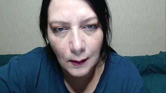 Snapshot of Mirabelle_Sweet chatting on April 28, 2026, 2:27 am Mirabelle Sweet online show from April 28, 2026, 2:27 am