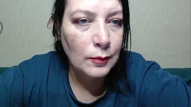 Snapshot of Mirabelle_Sweet chatting on May 3, 2026, 2:16 am Mirabelle Sweet online show from May 3, 2026, 2:16 am