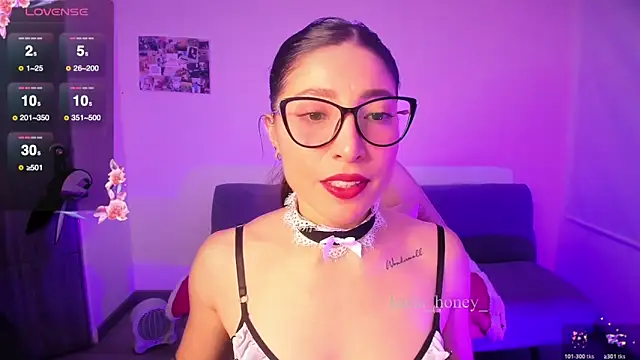 Snapshot of Spit_queen chatting on February 27, 2026, 10:53 pm Spit queen online show from February 27, 2026, 10:53 pm