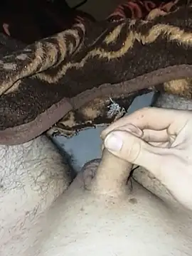 Adamvarga0318 online show from January 6, 2025, 1:09 am