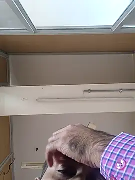 adicma123 online show from December 4, 2025, 8:02 am