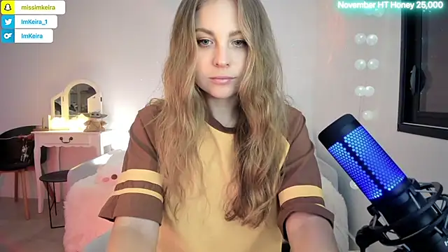 ImKeira online show from November 17, 2025, 7:51 pm