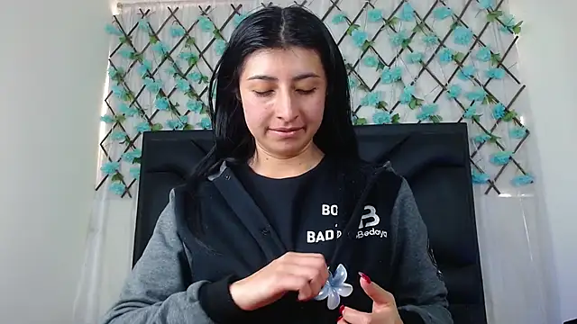 EmmaWilliamss online show from November 20, 2025, 4:51 pm