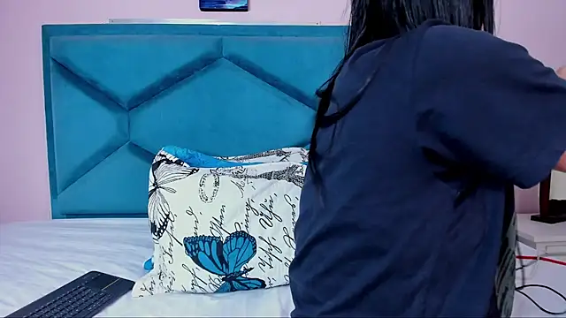 EmmaWilliamss online show from March 13, 2025, 2:55 pm