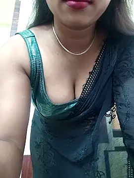 Snapshot of ANGE-MOU chatting on March 8, 2026, 2:48 am ANGE-MOU online show from March 8, 2026, 2:48 am