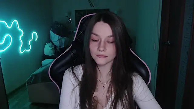 jeann elsaa online show from January 15, 2025, 7:23 pm