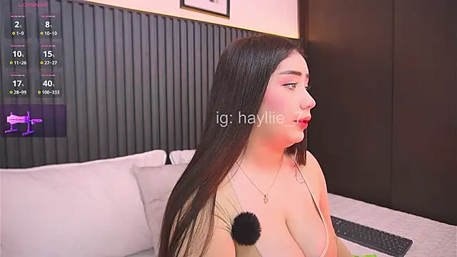 Snapshot of haylie_ chatting on March 12, 2026, 6:28 am haylie online show from March 12, 2026, 6:28 am