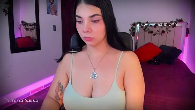 victoriaasaenz  online show from March 5, 2026, 12:51 am