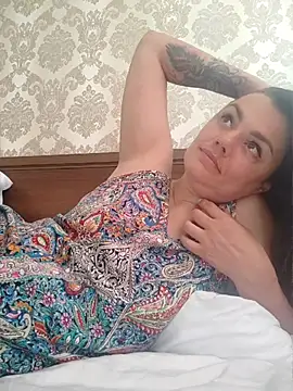 KrissSexi online show from July 28, 2026, 7:27 am