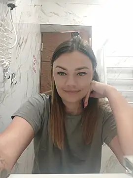 KrissSexi online show from July 5, 2026, 6:31 am