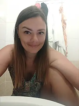KrissSexi online show from July 31, 2026, 4:23 am