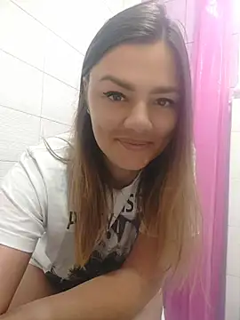 KrissSexi online show from July 12, 2026, 4:13 am