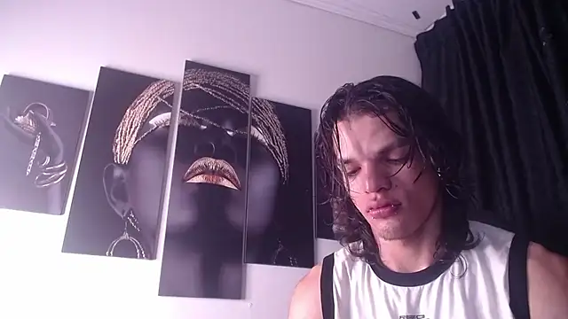 AlbertBernal69 online show from October 25, 2025, 3:06 am