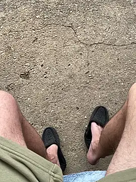 Snapshot of mihaixxx1 chatting on April 3, 2026, 9:49 am mihaixxx1 online show from April 3, 2026, 9:49 am