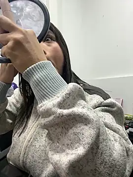 ZiaCalifa online show from February 5, 2026, 11:39 am