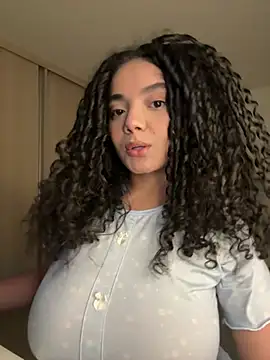 Mariecurl online show from August 5, 2026, 3:22 am