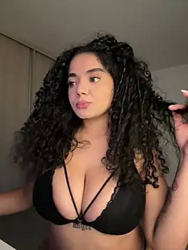 Mariecurl online show from July 31, 2026, 11:24 pm