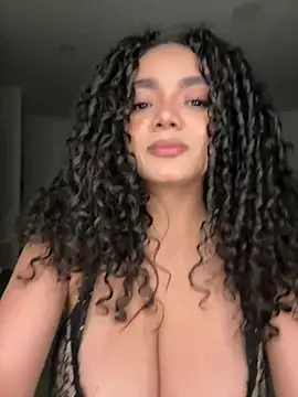 Mariecurl online show from June 18, 2026, 11:54 pm