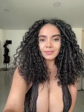 Mariecurl online show from March 22, 2026, 7:26 pm