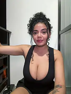 Mariecurl online show from February 20, 2025, 2:29 am