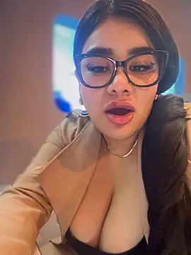 Insane Issa online show from March 5, 2025, 1:42 am