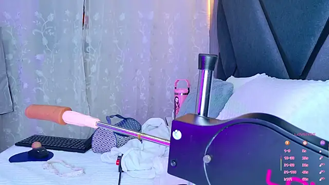 NathaxaLeans online show from September 15, 2025, 11:43 am