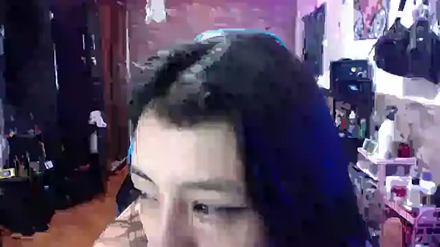 Snapshot of AngelaQueen_ chatting on June 12, 2026, 6:49 pm AngelaQueen online show from June 12, 2026, 6:49 pm