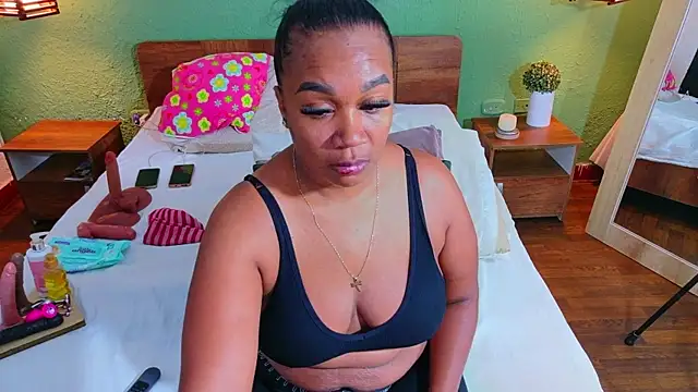 dannaahbrown online show from May 7, 2026, 4:32 pm