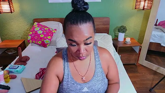 dannaahbrown online show from June 16, 2026, 6:41 pm