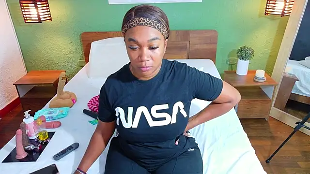 dannaahbrown online show from September 11, 2025, 7:36 pm