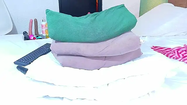 dannaahbrown online show from November 13, 2025, 4:22 pm