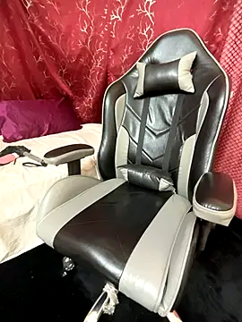 LuscousPussy online show from October 8, 2025, 7:14 pm