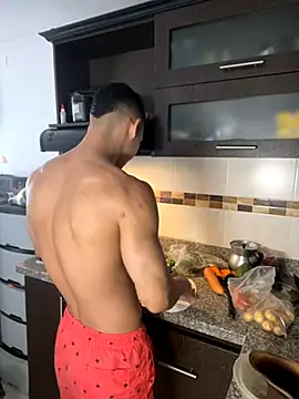 liuscast22 online show from September 29, 2025, 4:34 pm